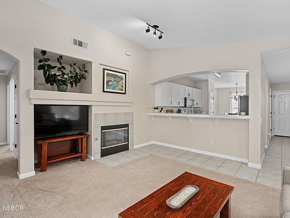 3rd image of 1939 Corbina Dr
