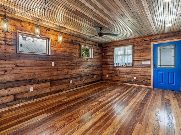 4th image of 1148 Gunter St