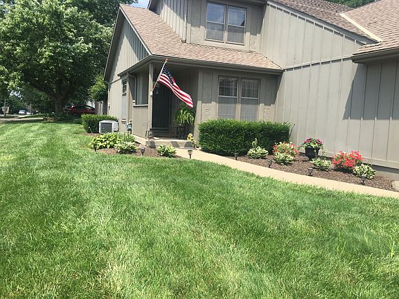 2nd image of 9038 W 121st Ter