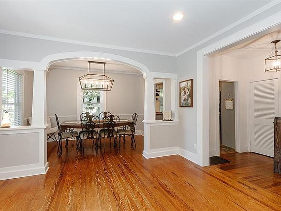 5th image of 1002 Olive St