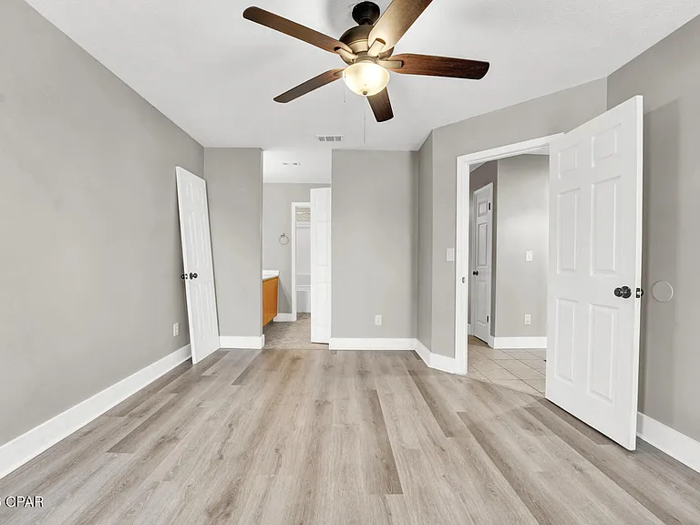 5014 Hickory St — Photo 15