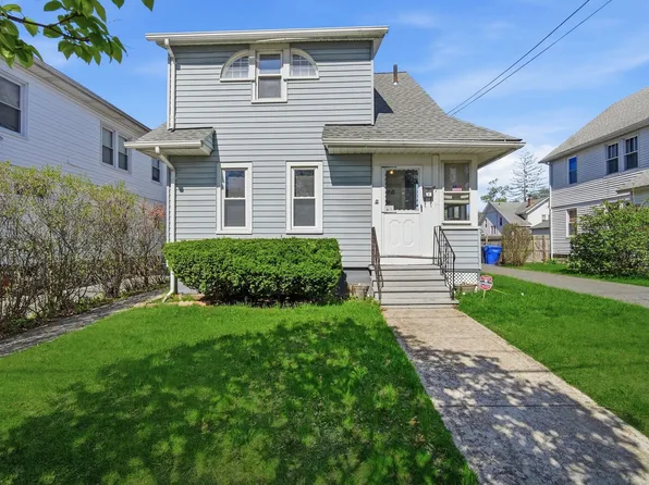 91 Ardmore St, Springfield, MA 01104
