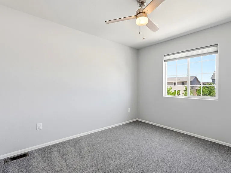 7375 Forest Meadows Ave — Photo 36