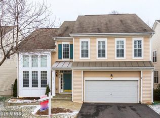 5868 Linden Creek Ct, Centreville, VA 20120