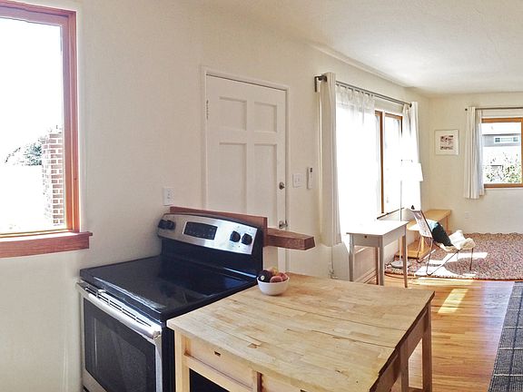 5th image of 1322 Dwight Way
