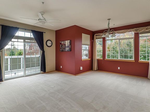 4th image of 1855 Trossachs Blvd SE Unit 1905