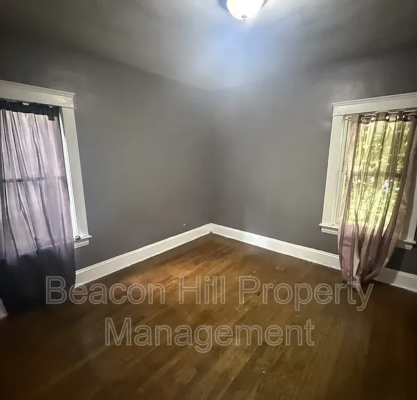 12602 Locke Ave — Photo 4