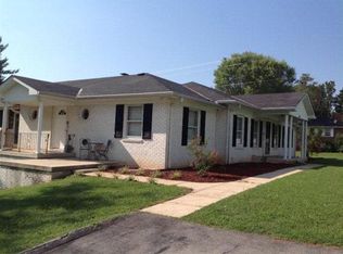 305 Hillview Dr, Sparta, TN 38583