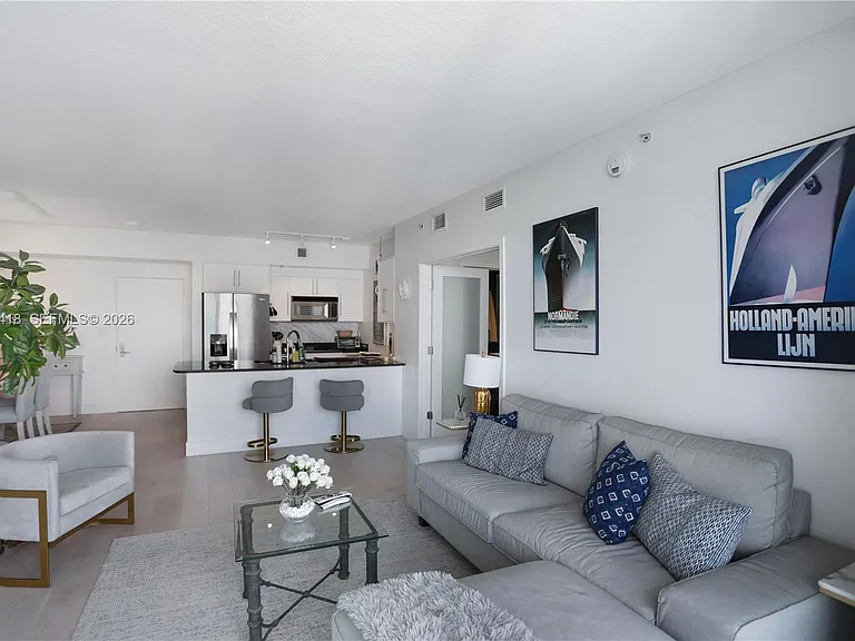 335 Biscayne Blvd #3808 — Photo 22