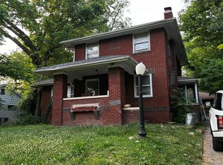 1020 Lincoln Park Dr, Decatur, IL 62522