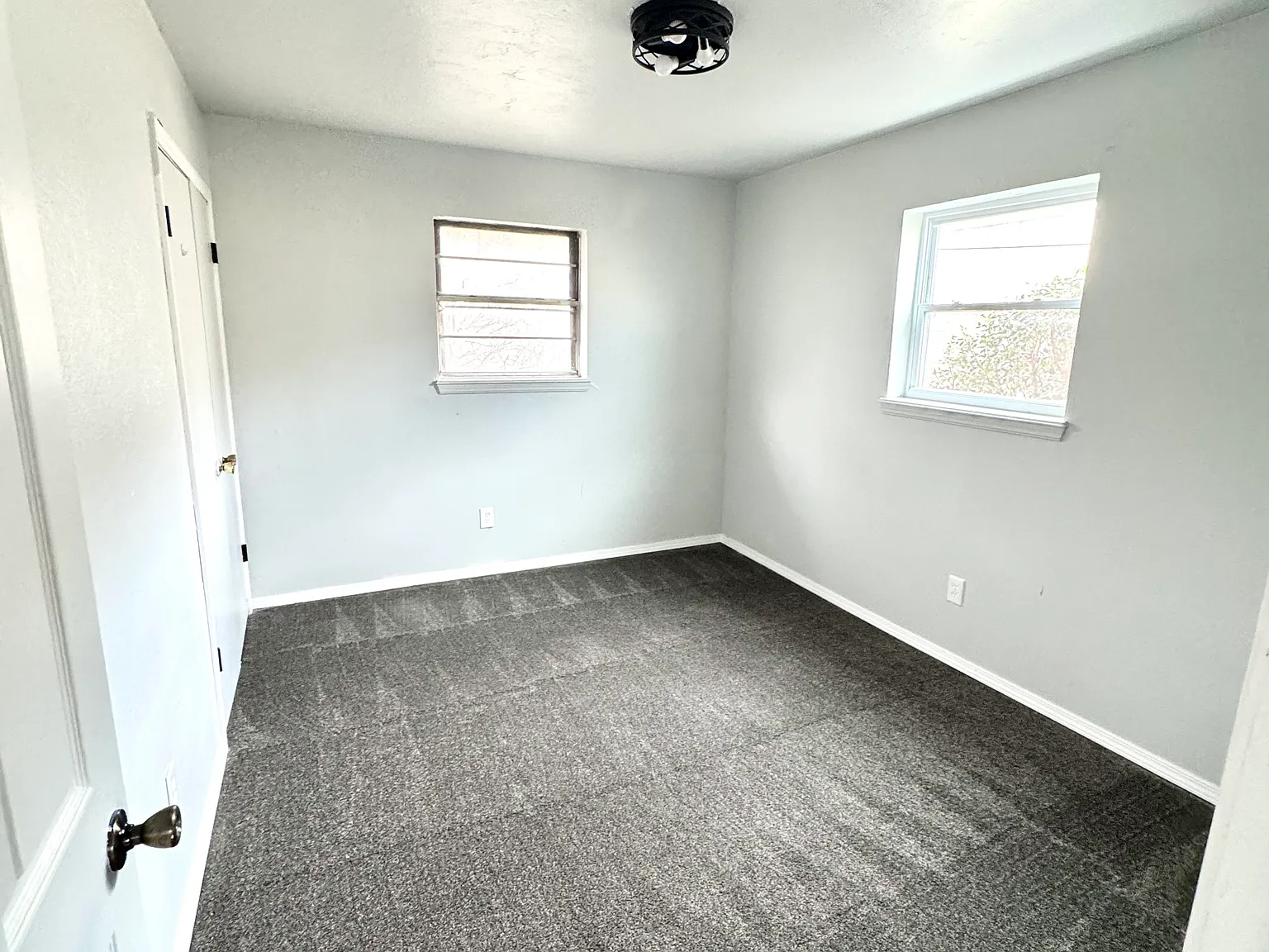 2 bed, 860 sqft, $1,325 — Photo 4