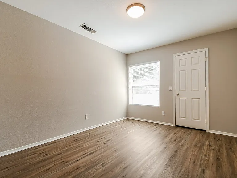 820 N Sailors Way — Photo 14