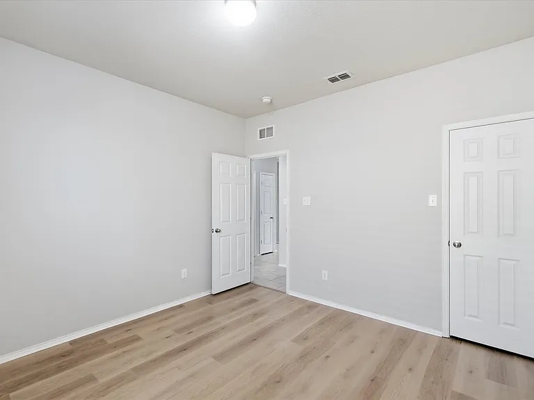 3116 Layla Creek Dr — Photo 19