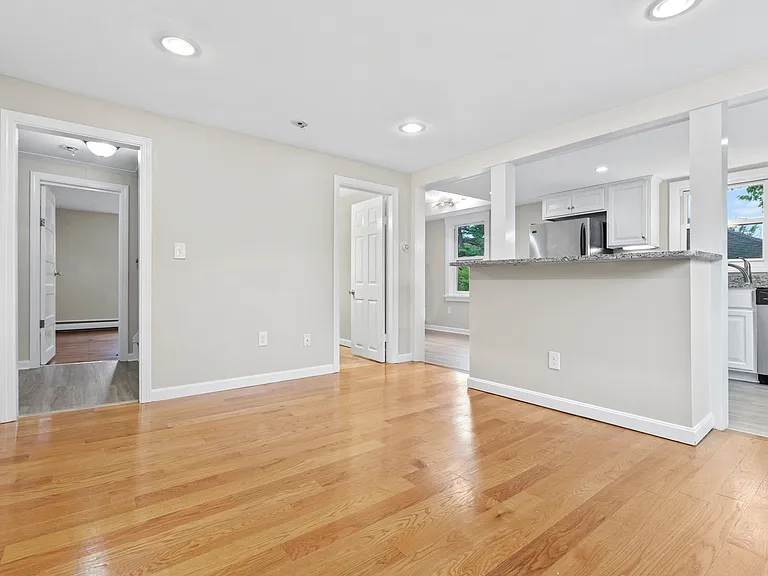 65 Hale St #2 — Photo 11