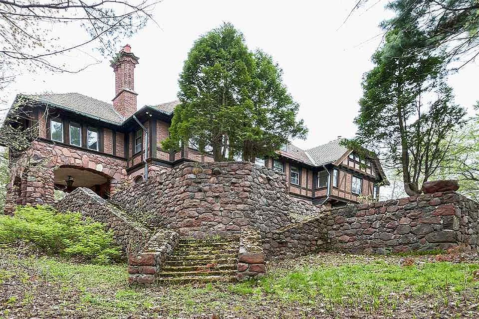 1618 Vermilion Rd, Duluth, MN 55812 Zillow