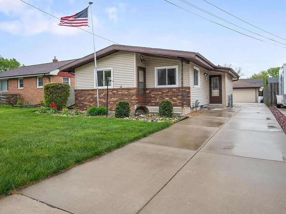 1st image of 3313 E Mallory AVENUE