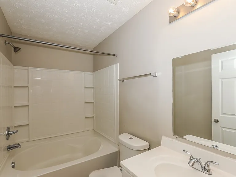 1902 Grove Way — Photo 15