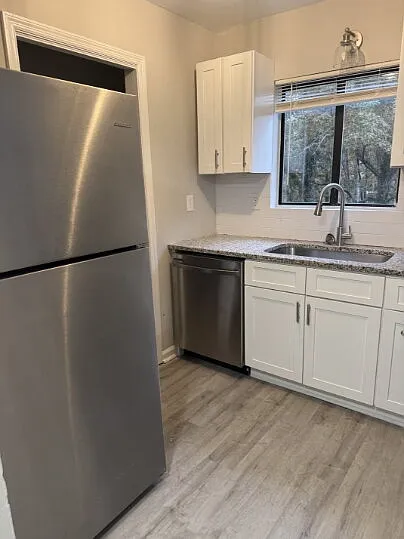 3 bed, 2.0 bath, 1472 sqft, $1,590 — Photo 3