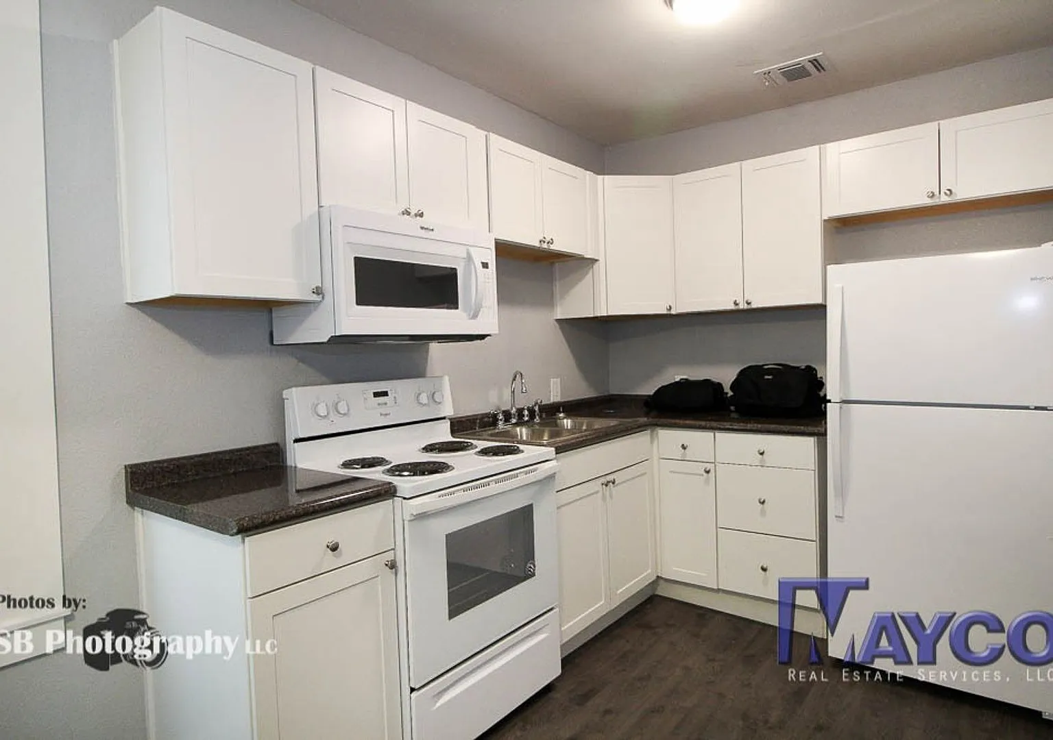 1 bedroom house in Highland! — Photo 1