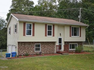 2016 N 26th St, Kalamazoo, MI 49048