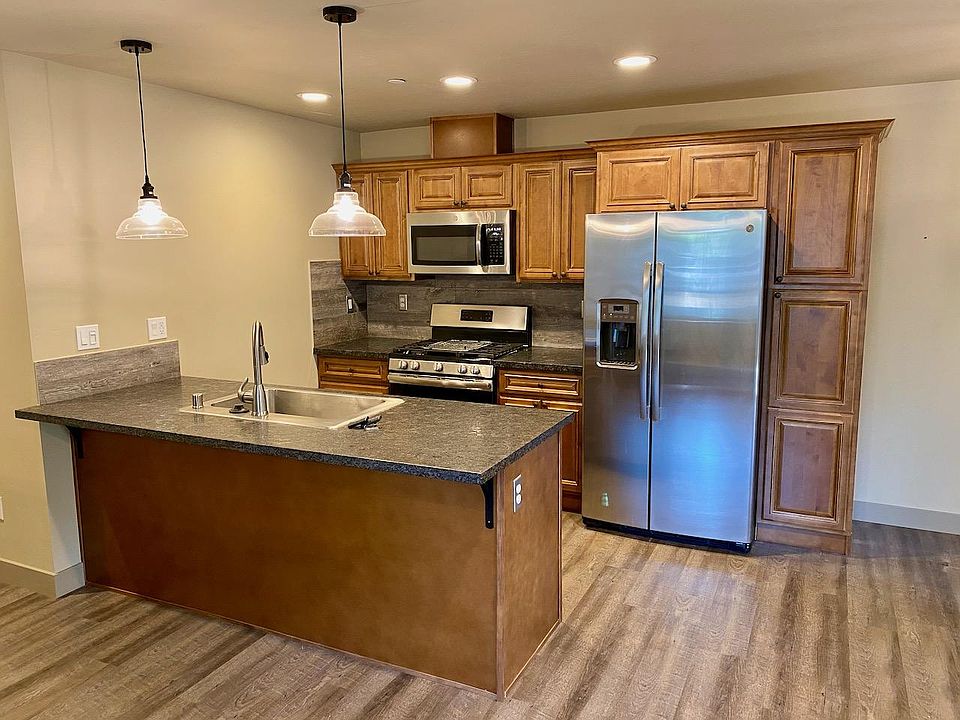 1st image of 3334 Treehaven Dr #B