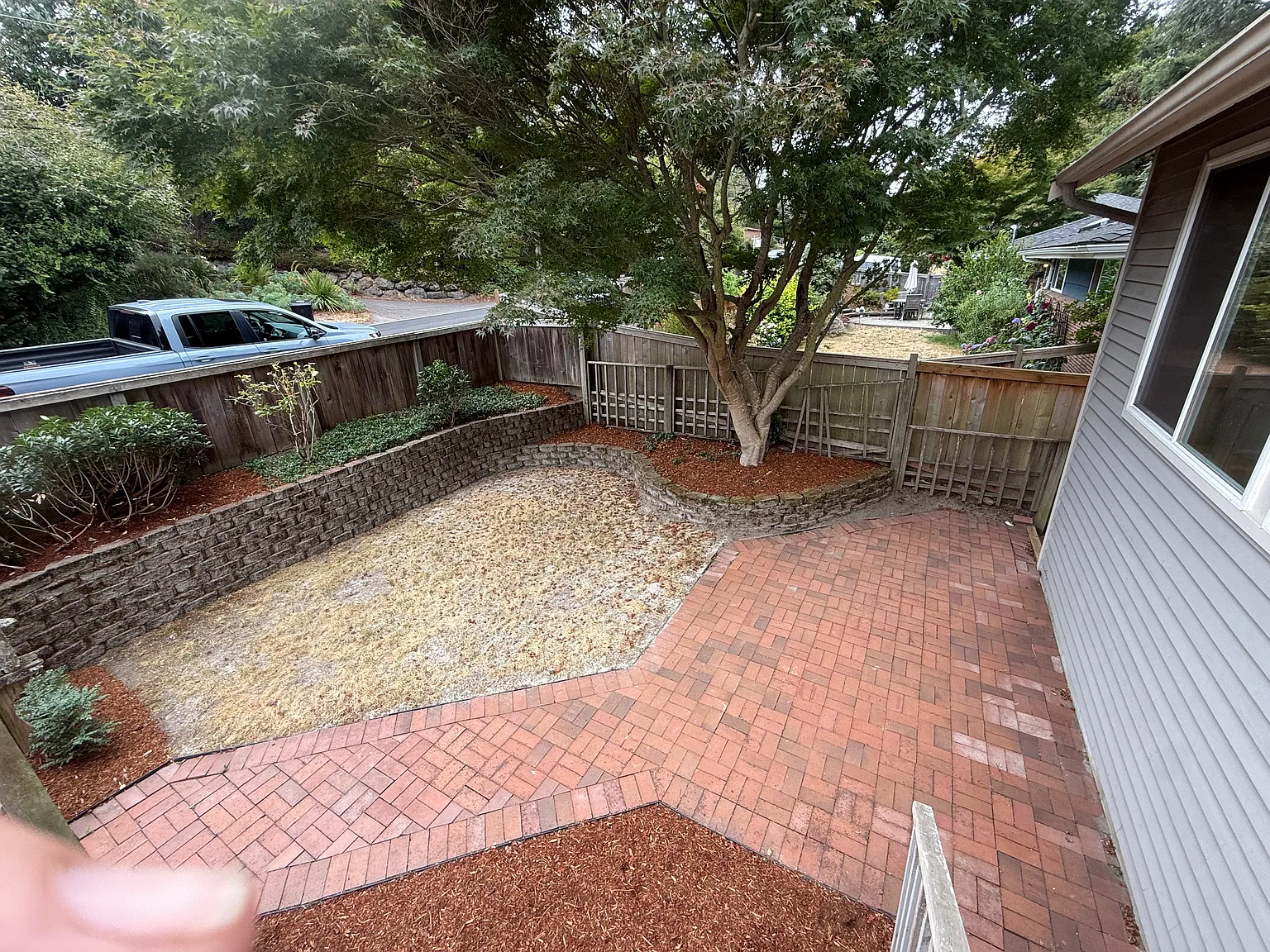4 bed, 2200 sqft, $3,595 — Photo 2