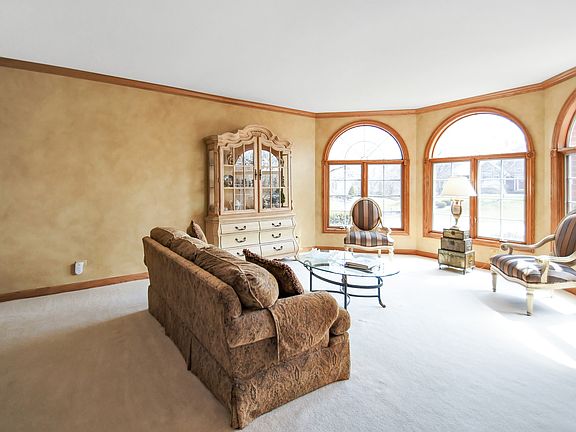 5th image of 15100 Alpine Dr