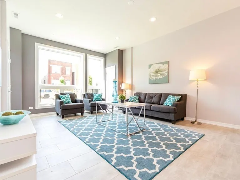 2424 W Fillmore St #1 — Photo 10