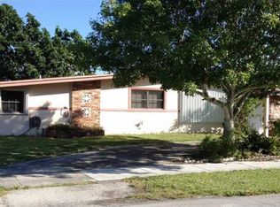 8725 SW 146th St, Palmetto Bay, FL 33176