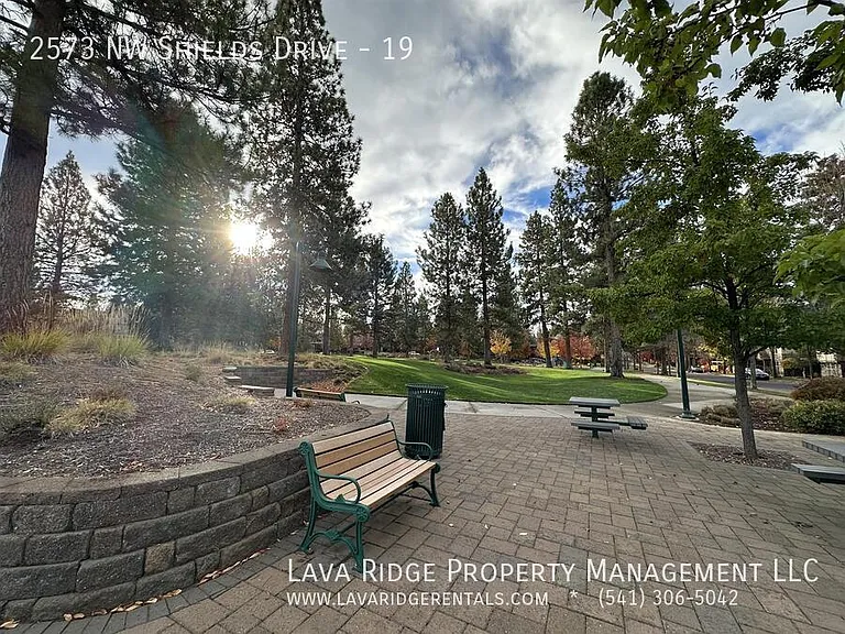 2573 NW Shields Dr #19 — Photo 35