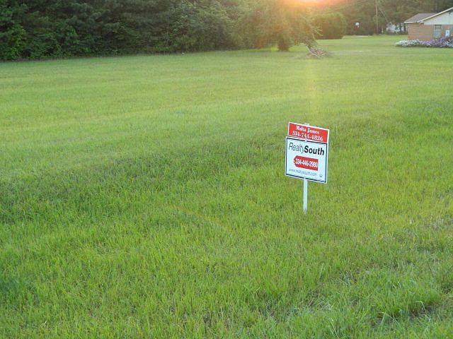 2nd image of Lee Rd #166