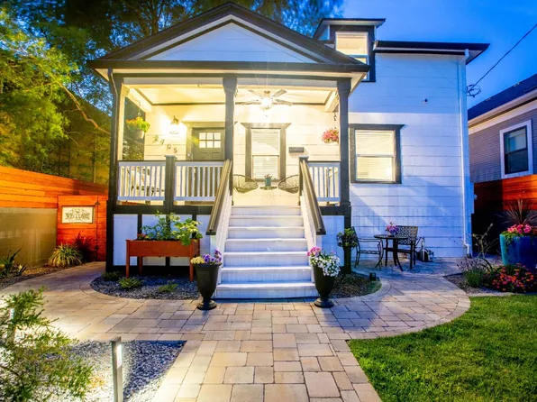 2705 U St, Sacramento, CA 95818