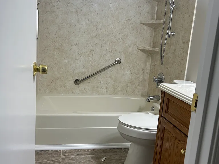 9271 Susquehanna Trl — Photo 9