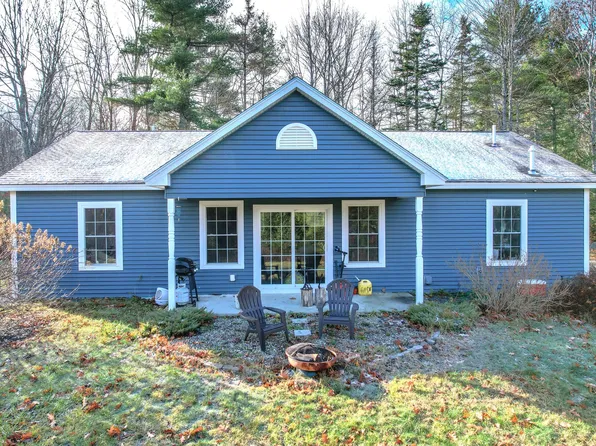 37 Sennett Way, Ellsworth, ME 04605