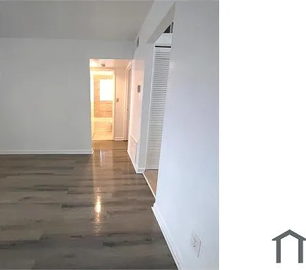 2 bed, $1,050 — Photo 1