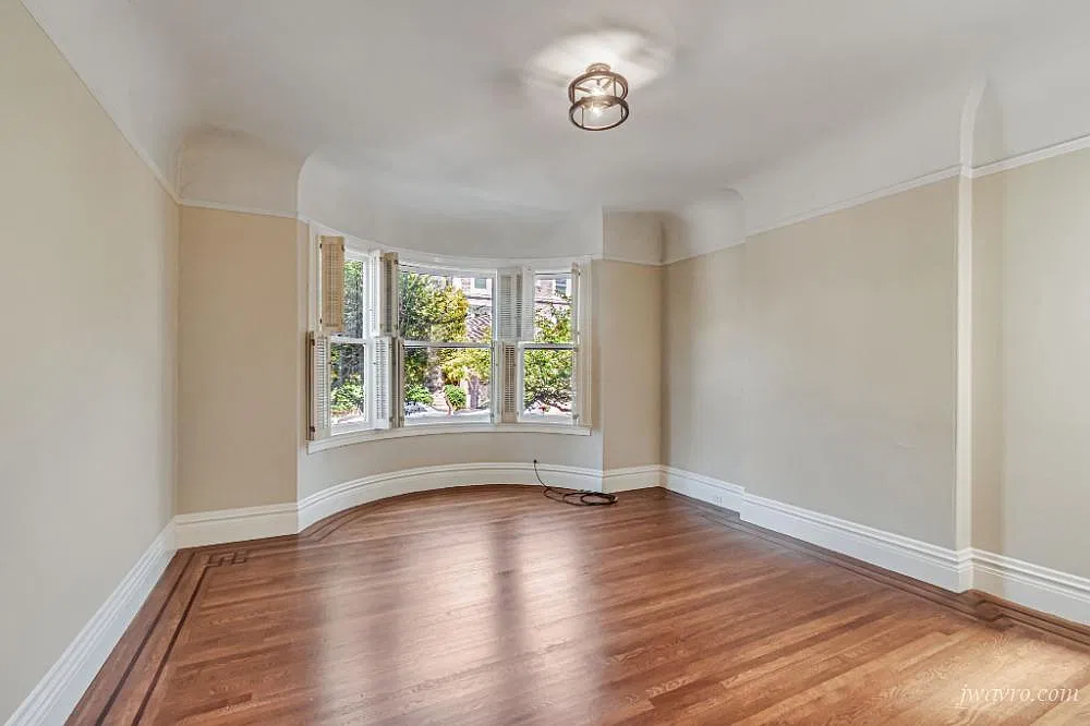 Must See Spacious Remodeled Presidio Heights 3bd/2ba Flat! — Photo 1