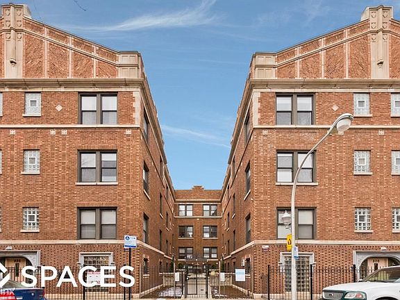 2nd image of 820 W Cuyler Ave #826-421