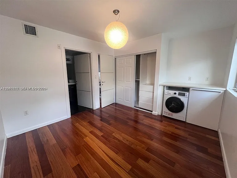 1550 Pennsylvania Ave #126 — Photo 7
