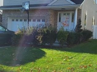 91 Coles Ave, Hackensack, NJ 07601