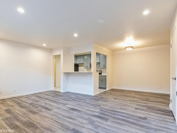 Family room, dining room & kitchen