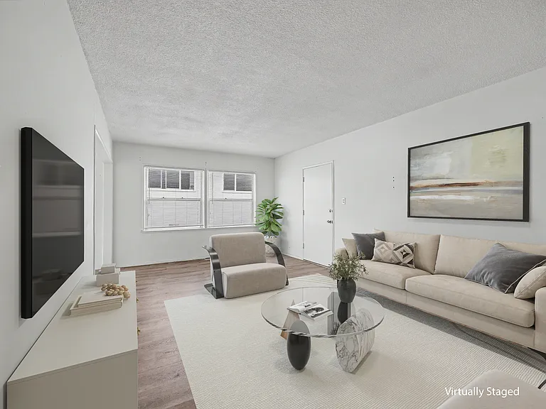 1037 N Curson Ave #7 — Photo 7