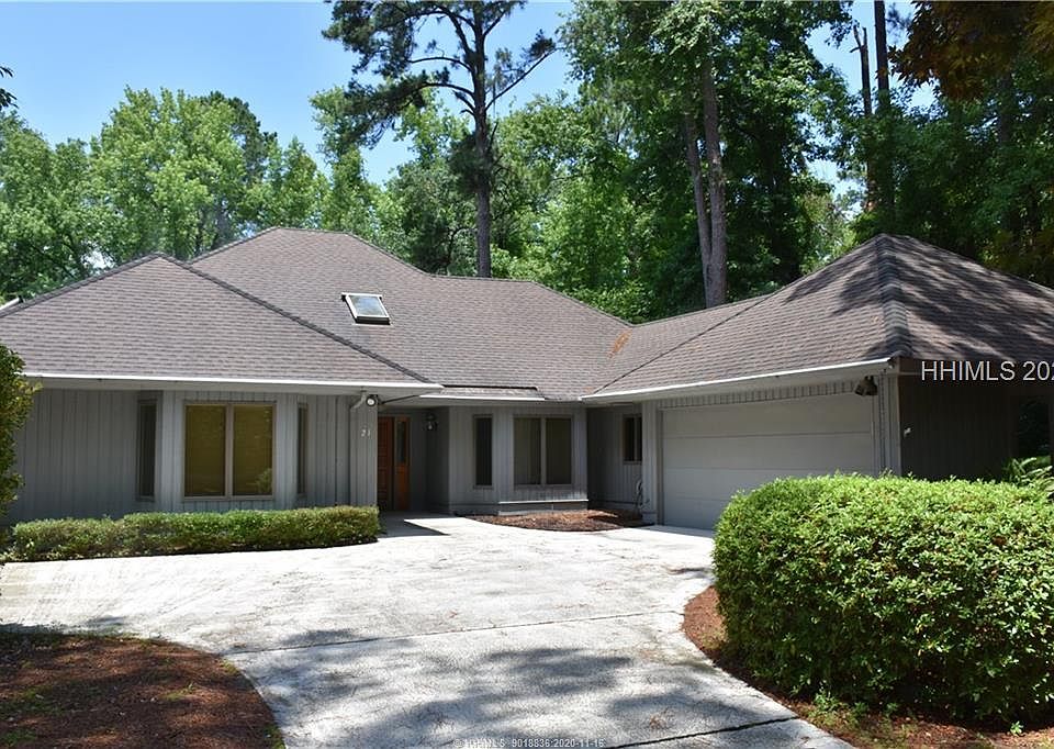 1st image of 21 Highbush Dr