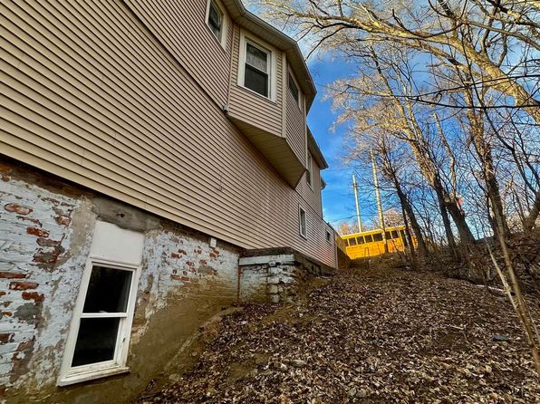 omaha-nebraska-442098574 picture