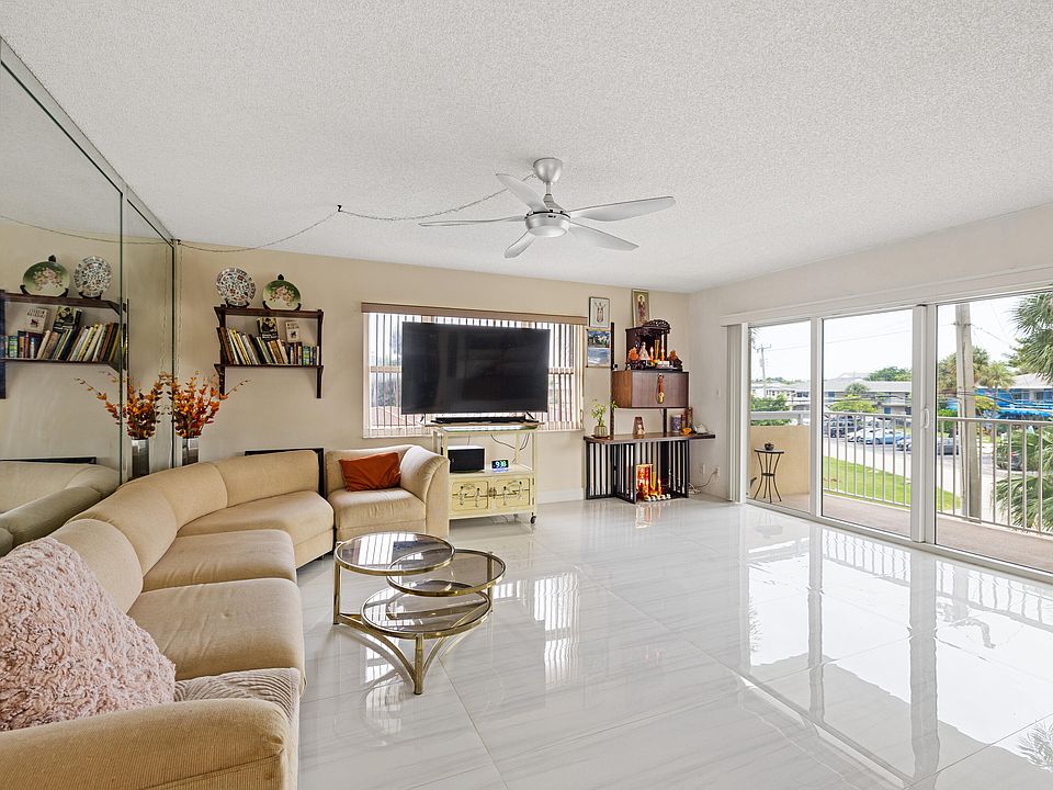 1st image of 1200 Hibiscus Avenue #201