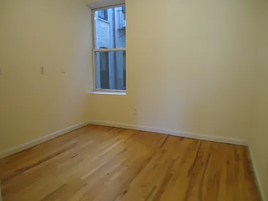 Rented by Hakeem Shahid, LREB | media 4