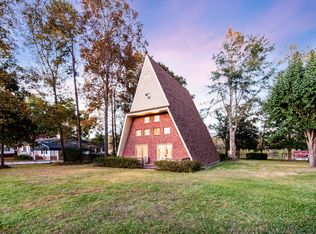 1038 Oakland Dr, Cross, SC 29436