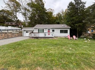 3 Broadway, West Milford, NJ 07480