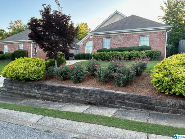 1974 Westridge Dr, Birmingham, AL 35235