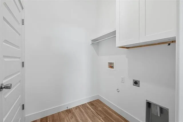 720 E Elmwood St — Photo 10