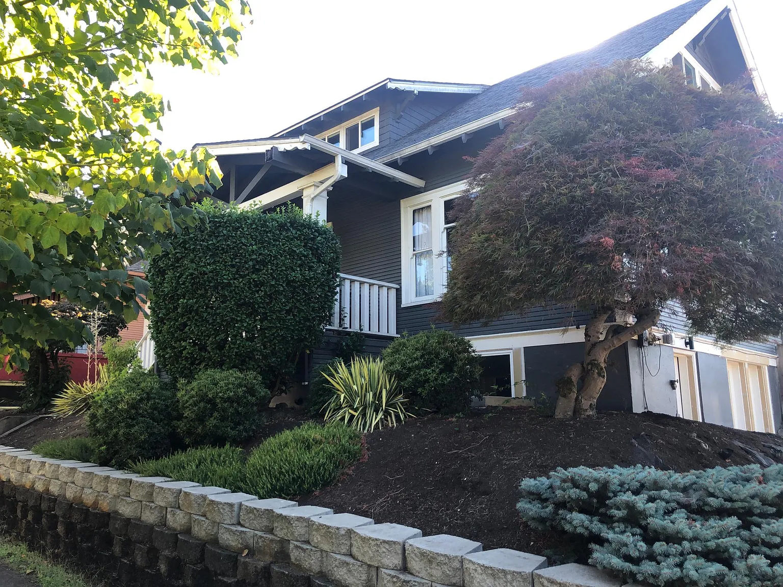 405 SE 22nd Ave — Photo 2